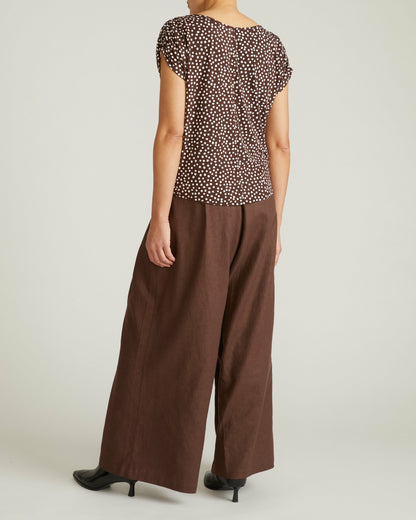 Universal Standard Helena Divine Jersey Gathered Tee - Brown/White Dot Print