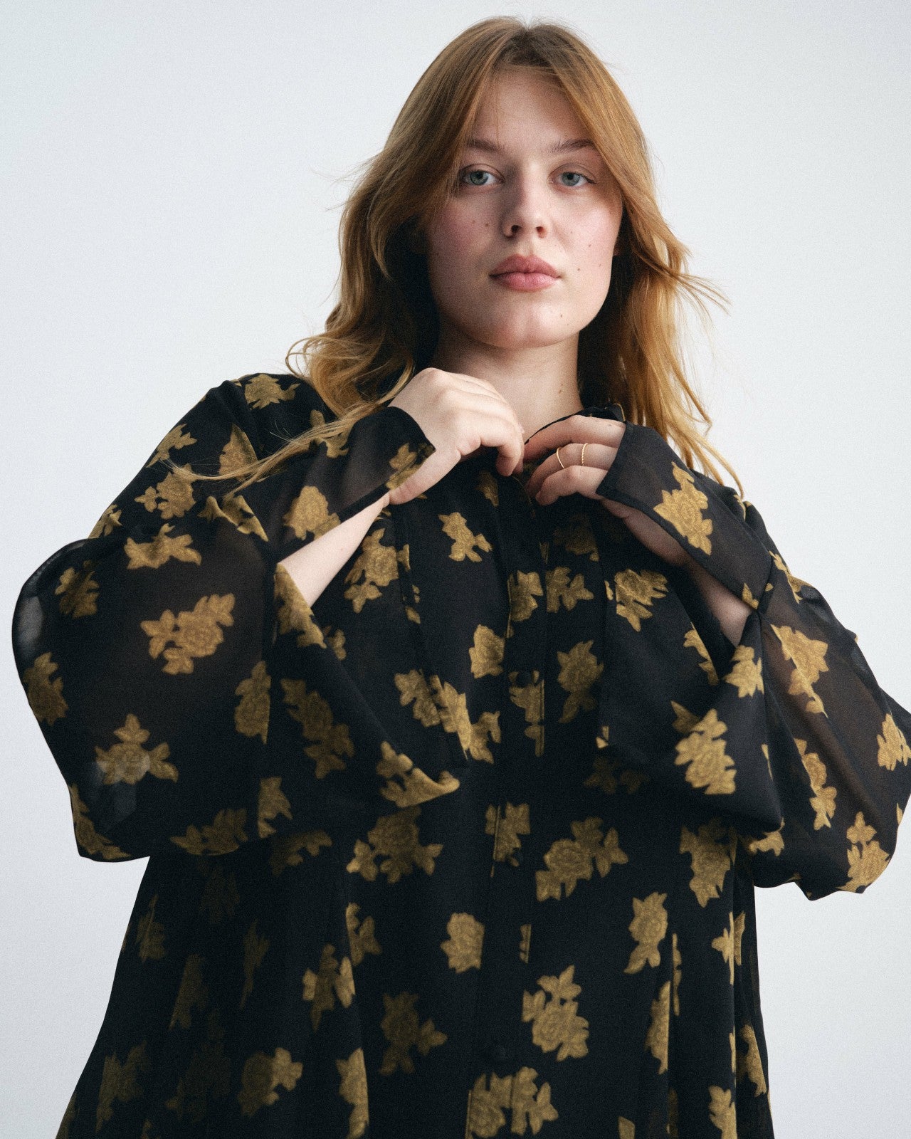 Universal Standard Evie Chiffon Blouse - Gold Heirloom Print