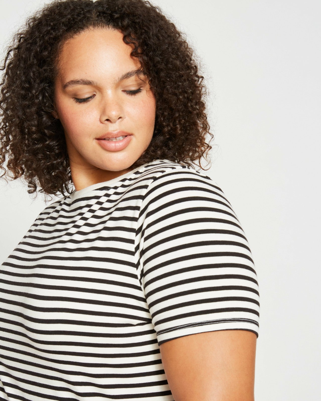 Universal Standard Tee Rex - Ecru/Black Stripe