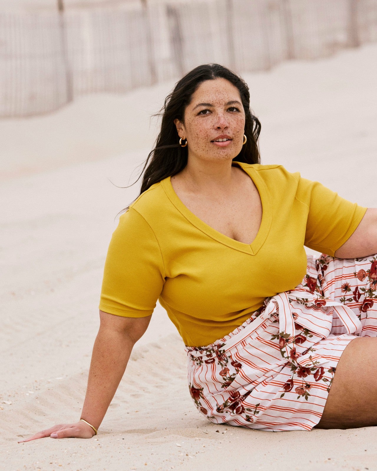 Universal Standard Classic V-Neck Ribbed Tee - Goldenrod