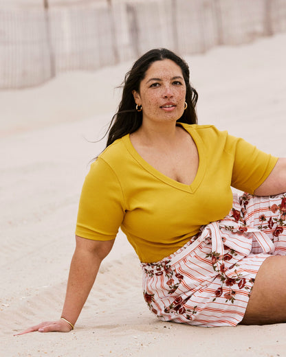 Universal Standard Classic V-Neck Ribbed Tee - Goldenrod