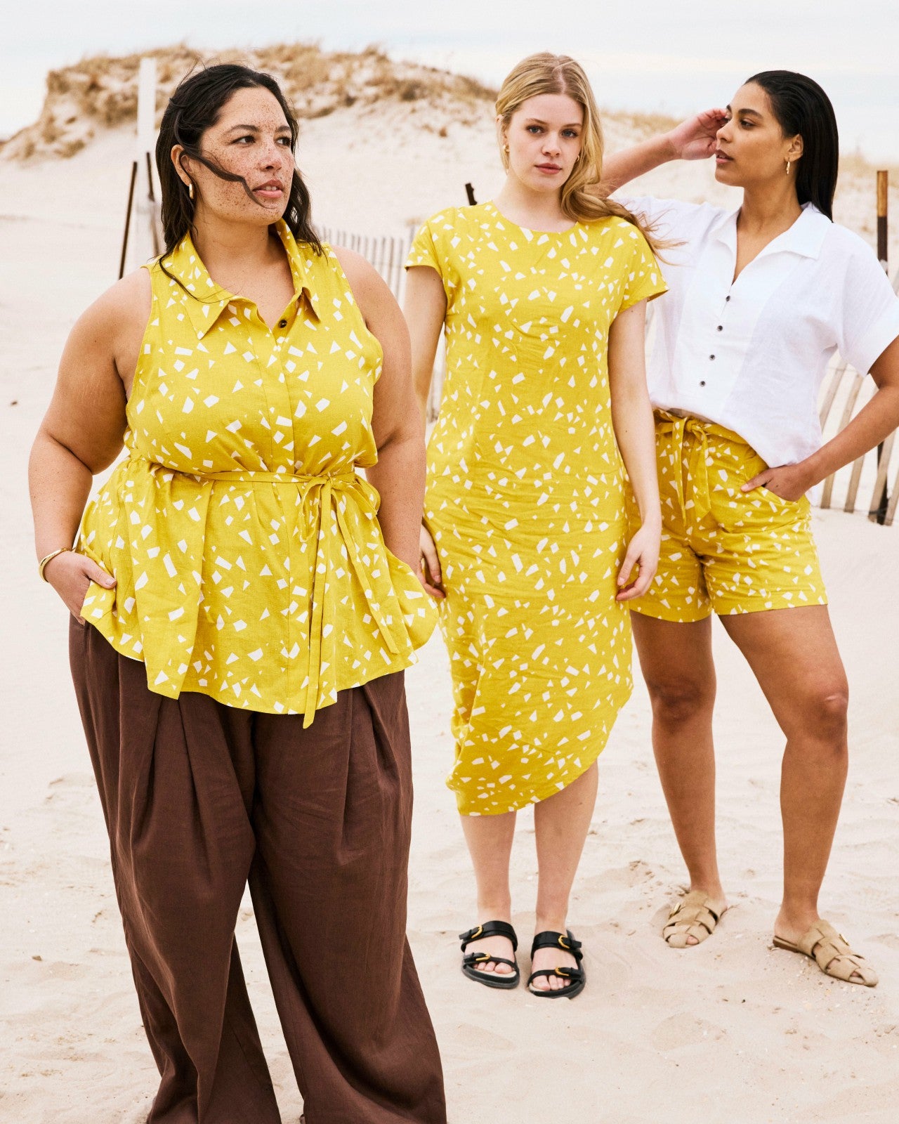 Universal Standard Iconic Stretch Linen Blend Geneva Dress - Yellow Confetti Print