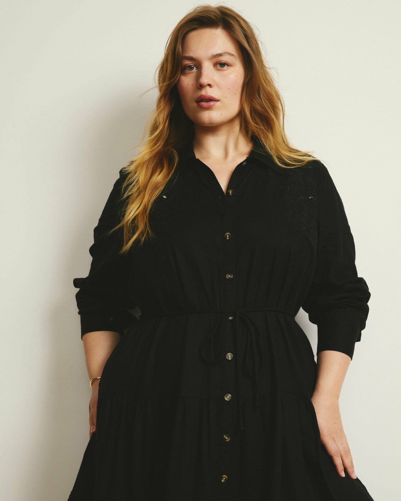 Universal Standard Alix Embroidered Linen Blend Shirtdress - Black