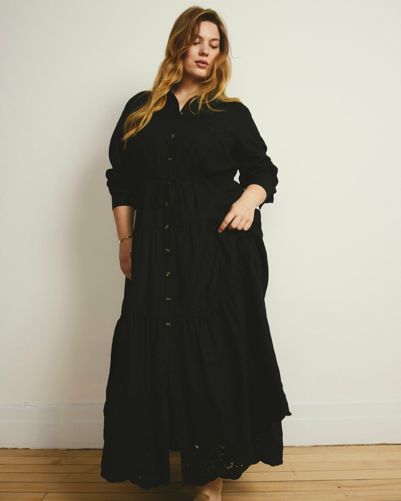 Universal Standard Alix Embroidered Linen Blend Shirtdress - Black