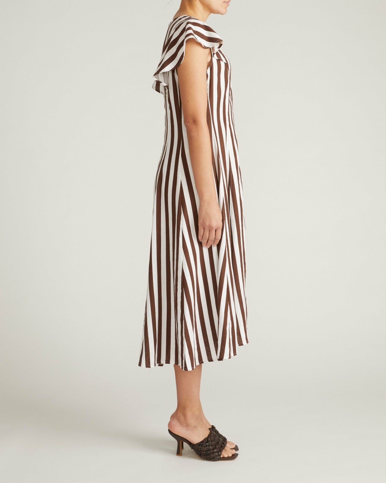Universal Standard Victoria Linen Blend Dress - Peppercorn Stripe