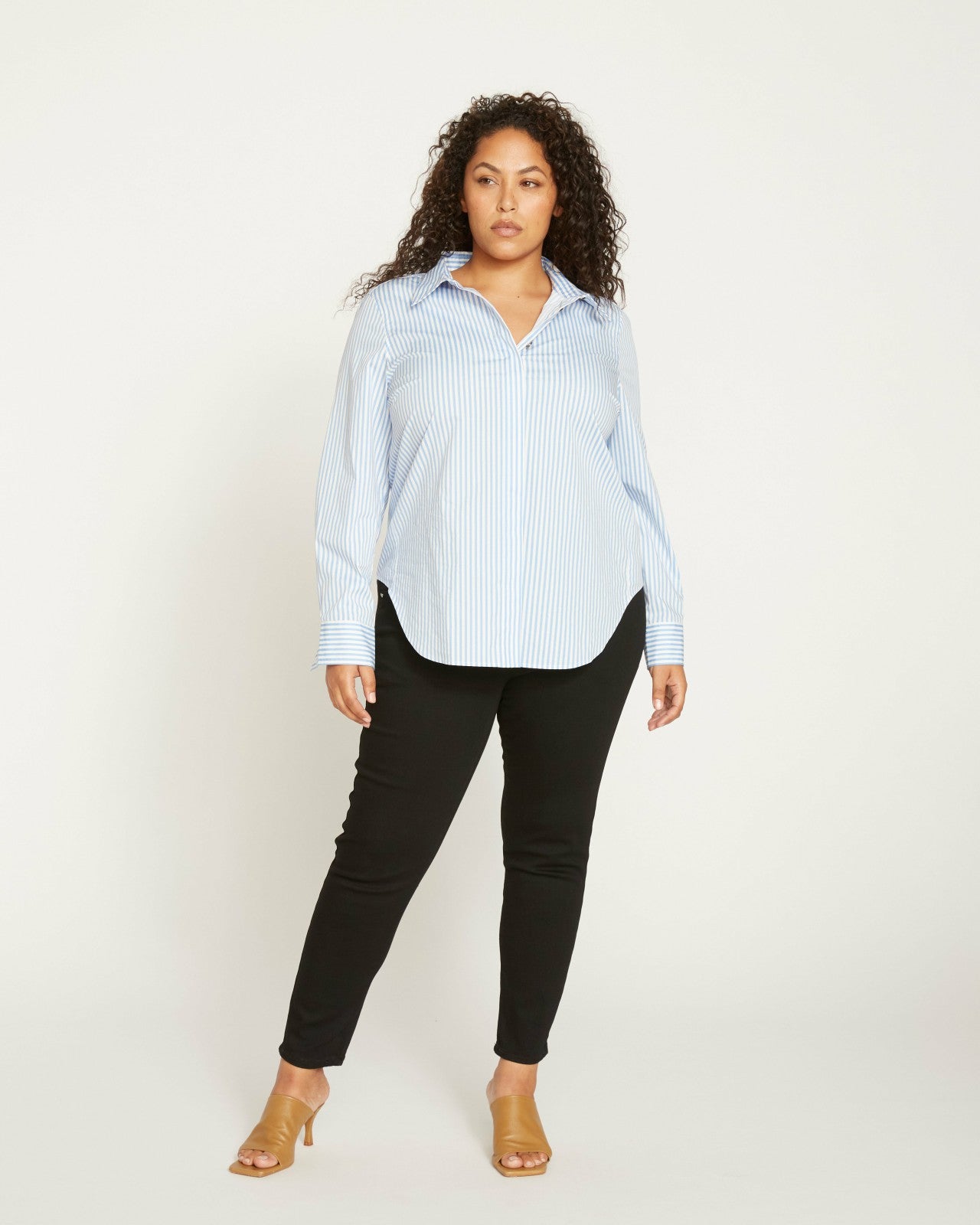 Universal Standard Elbe Stretch Poplin Shirt Classic Fit - Blue/White Stripe