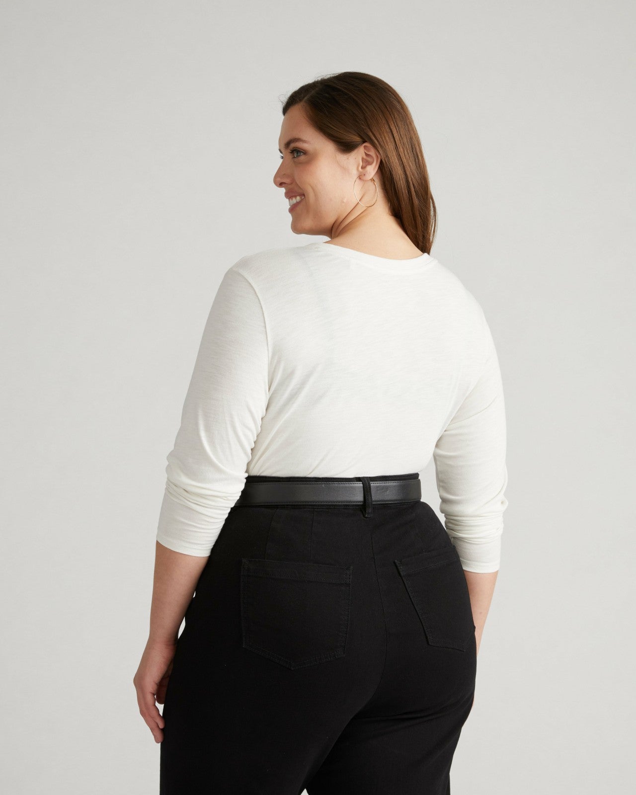 Universal Standard Light-As-Air Long Sleeve V Neck Tee - Vapor