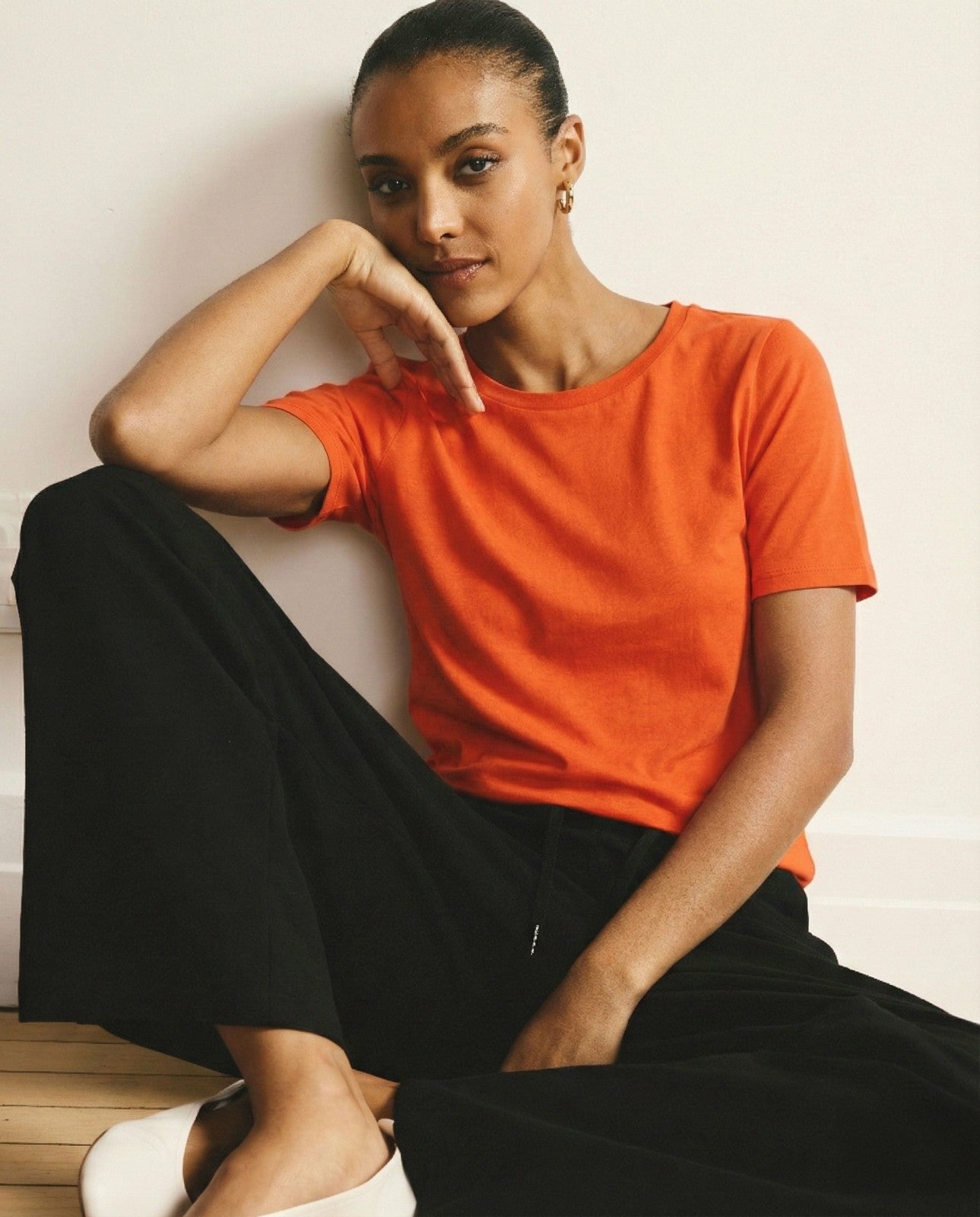 Universal Standard Tee Rex - Orange Flame