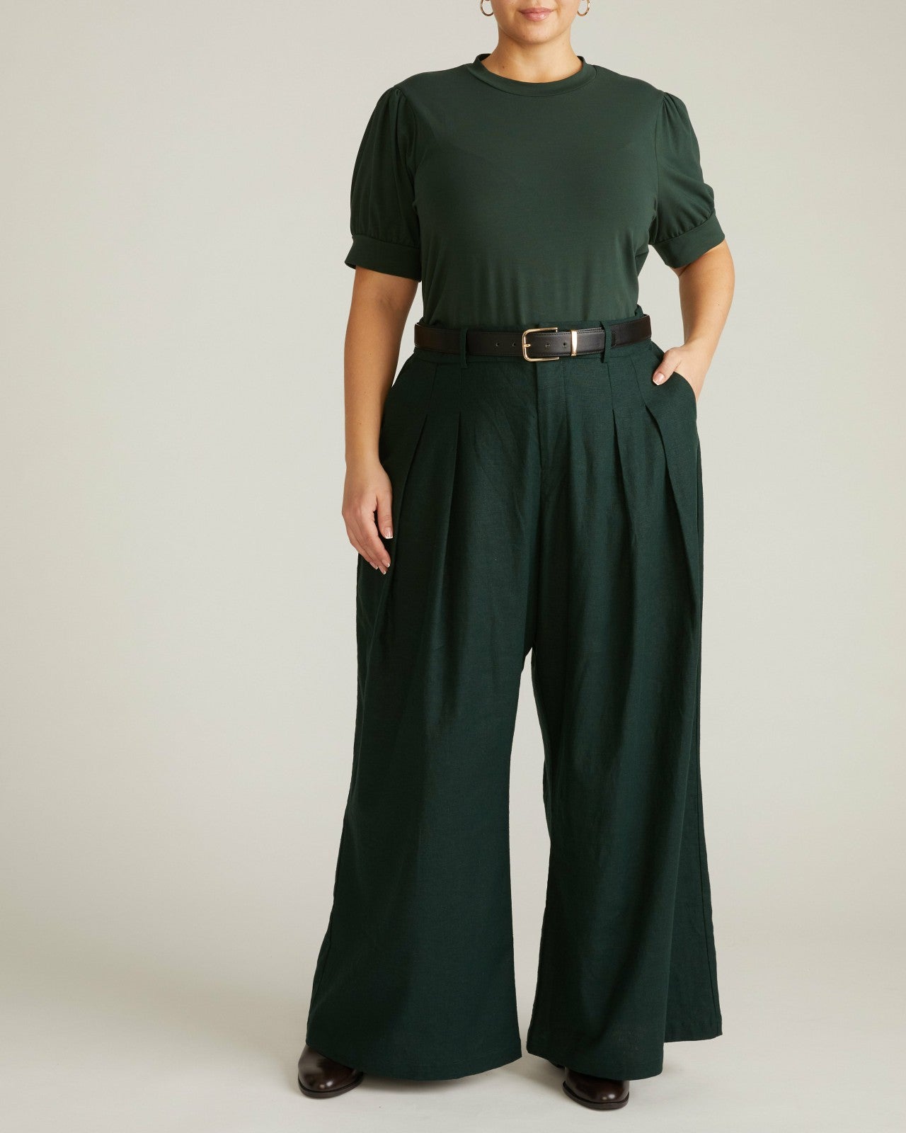 Universal Standard Pouf Sleeve Tee - Forest Green