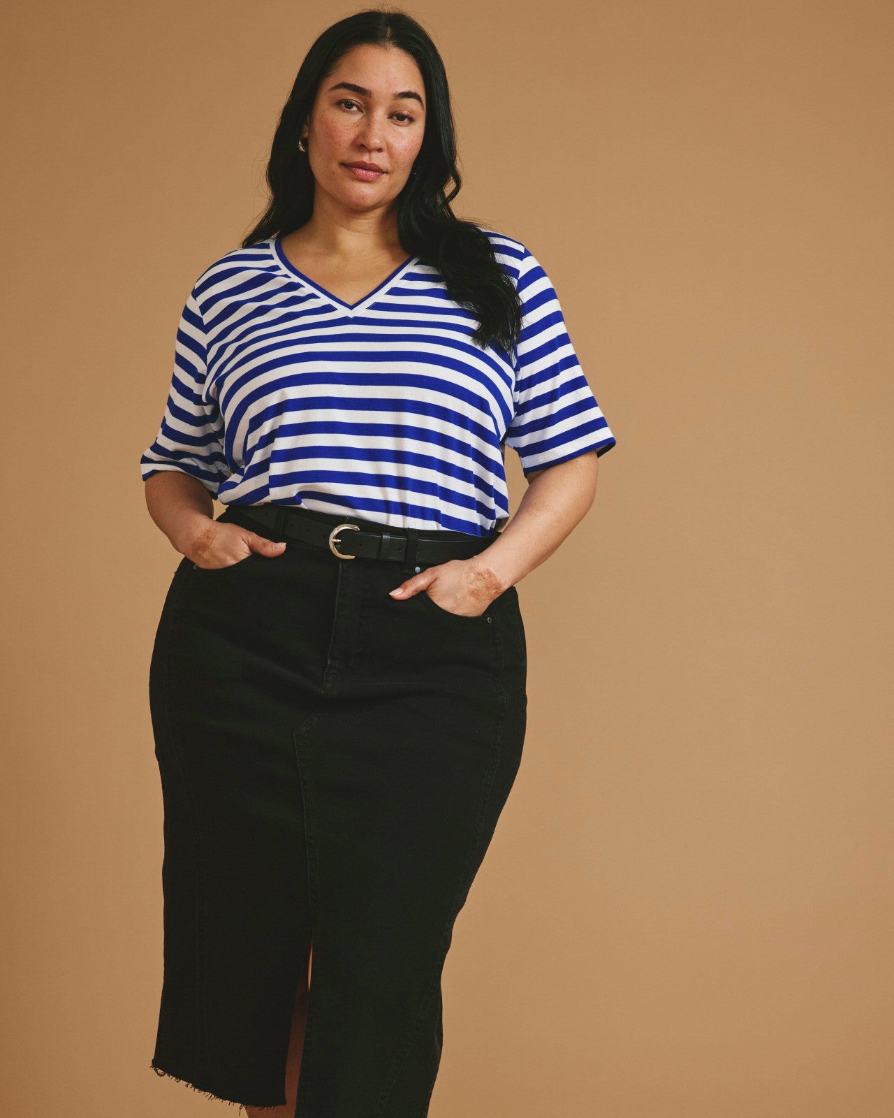 Universal Standard Maia Stovepipe Sleeve V Neck Tee - Hammersmith Blue/White Stripe