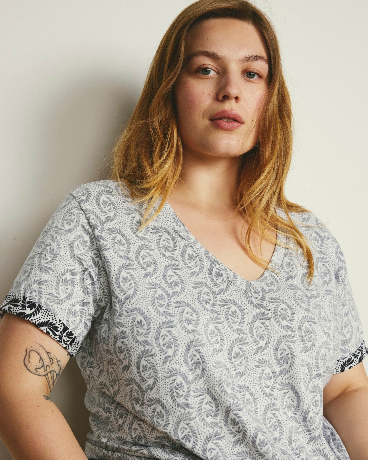 Universal Standard Light-As-Air V Rex - Faded Print