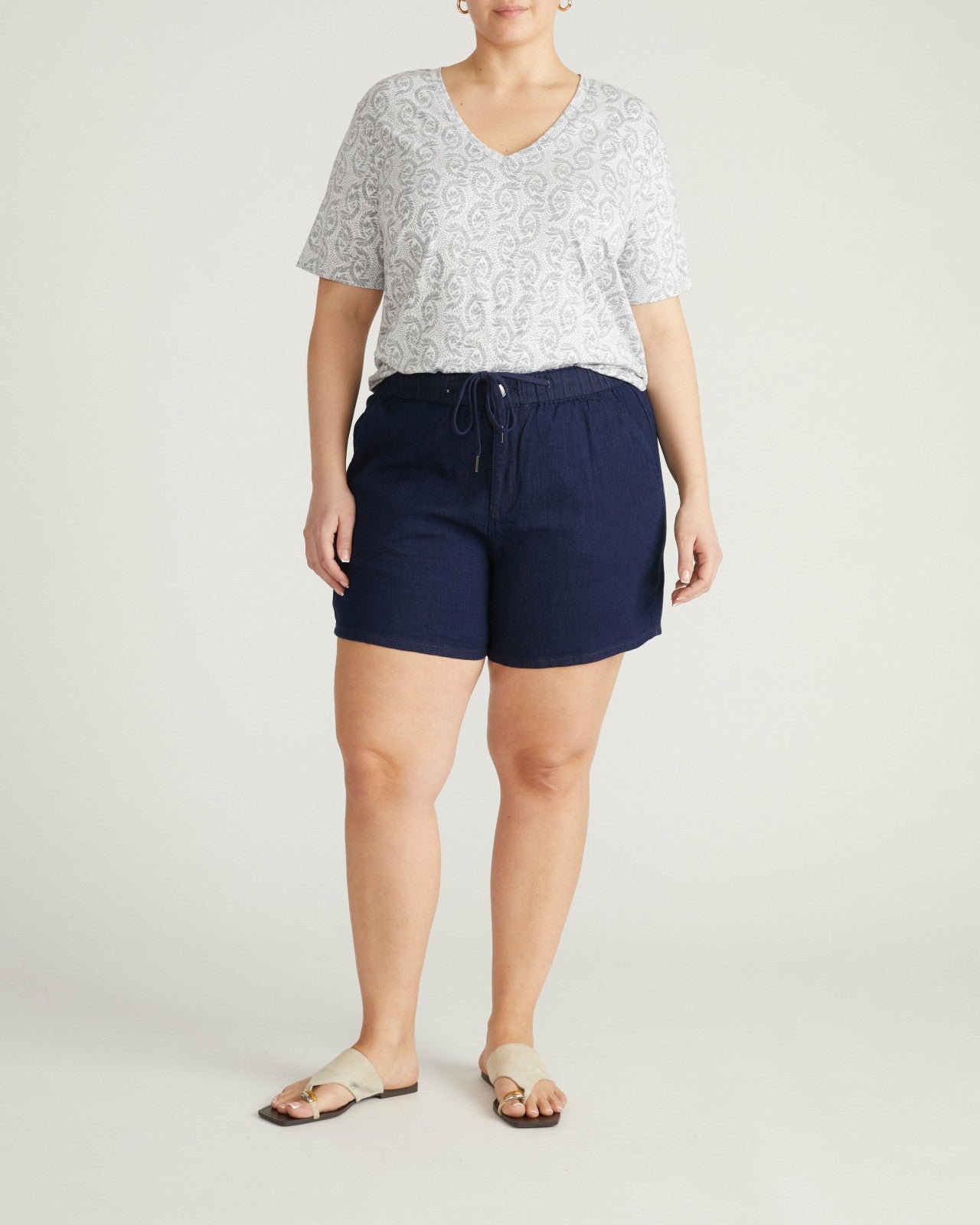 Universal Standard Light-As-Air V Rex - Faded Print