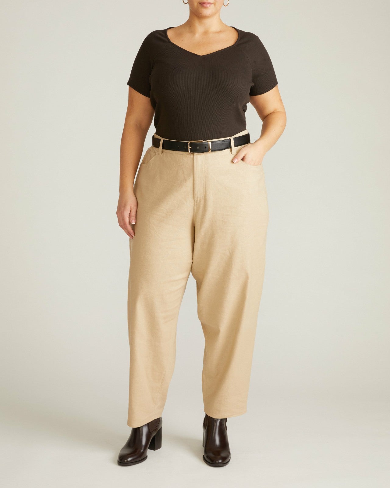 Universal Standard Carey Ribbed Sweetheart Tee - Espresso