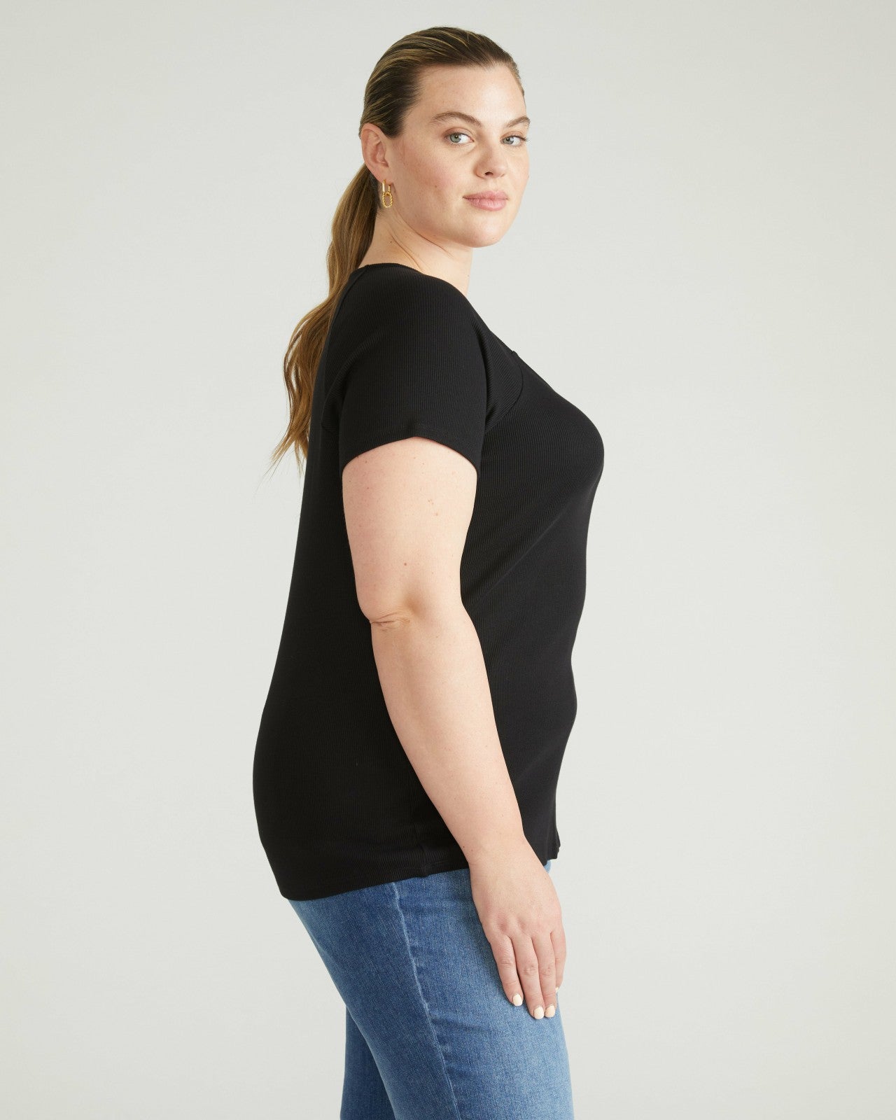 Universal Standard Carey Ribbed Sweetheart Tee - Black
