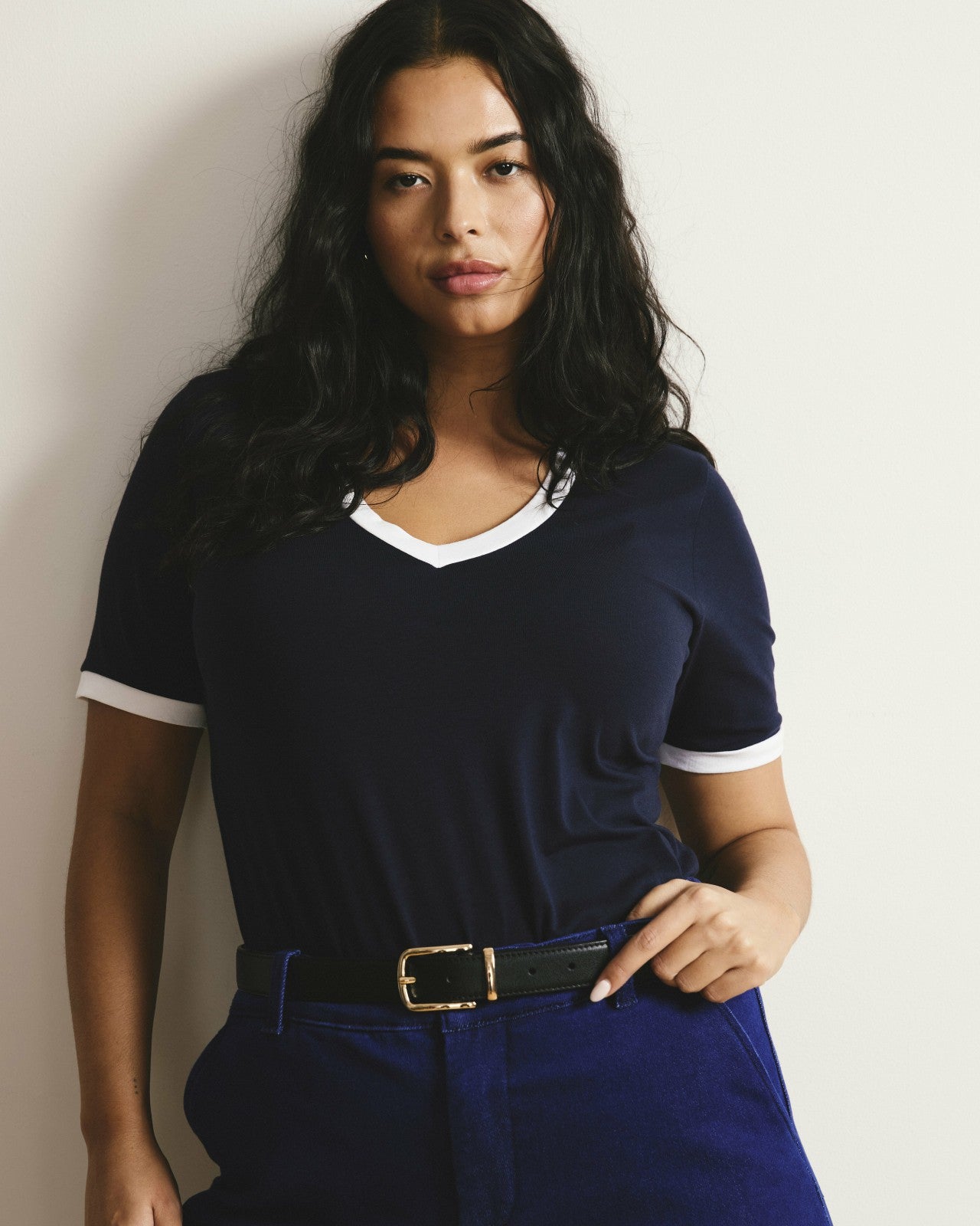 Universal Standard V Rex - Navy/White Trim