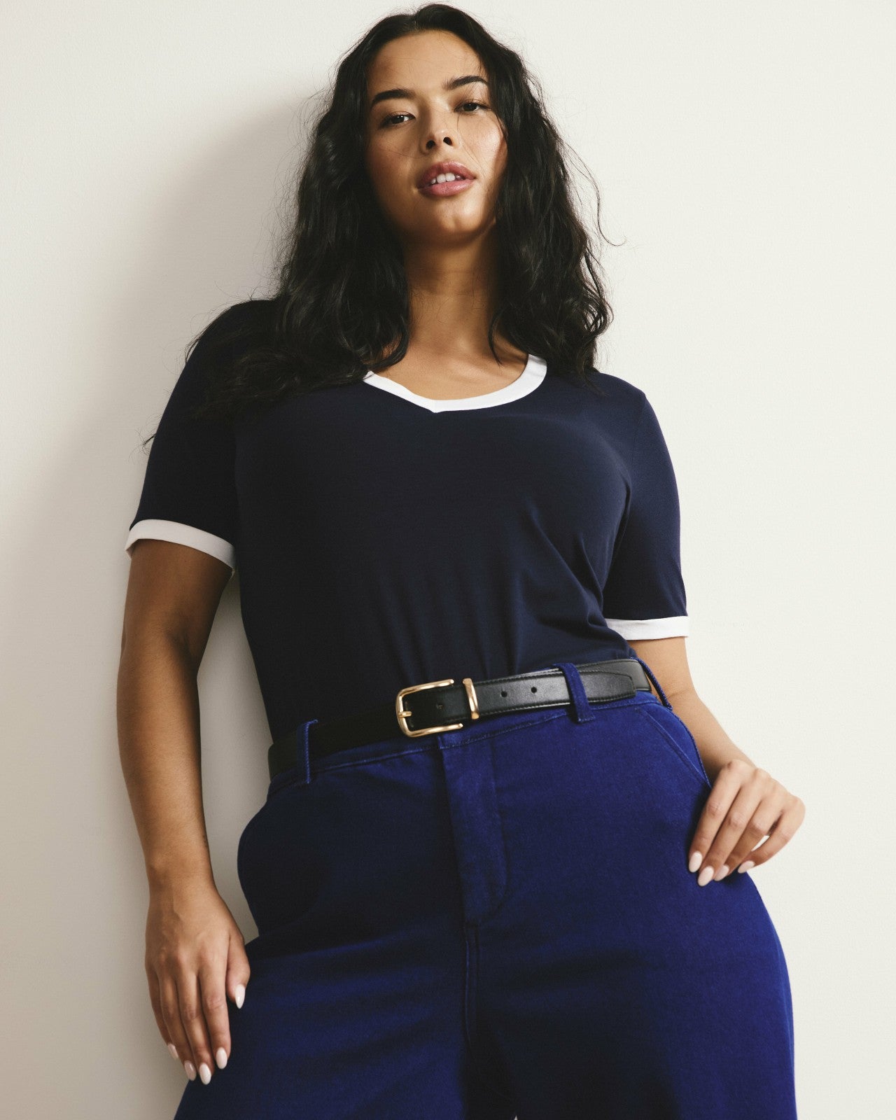 Universal Standard V Rex - Navy/White Trim