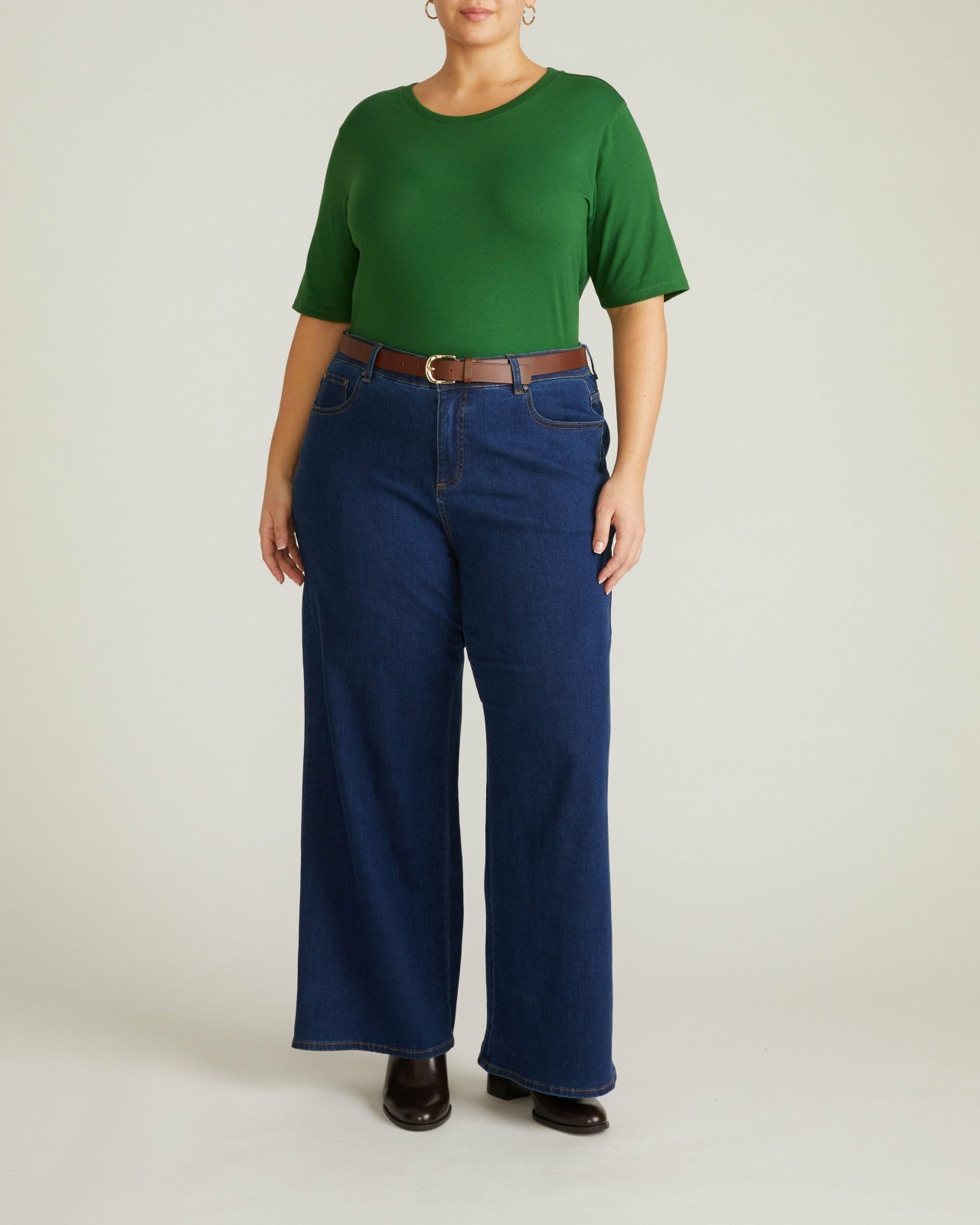 Universal Standard Maia Stovepipe Sleeve Tee - Green Park