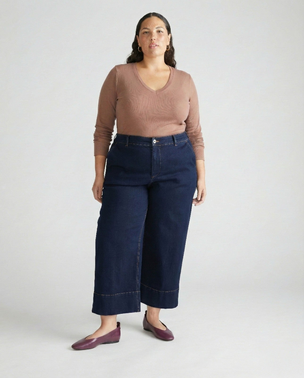 Universal Standard Long Sleeve V Rex - Allspice