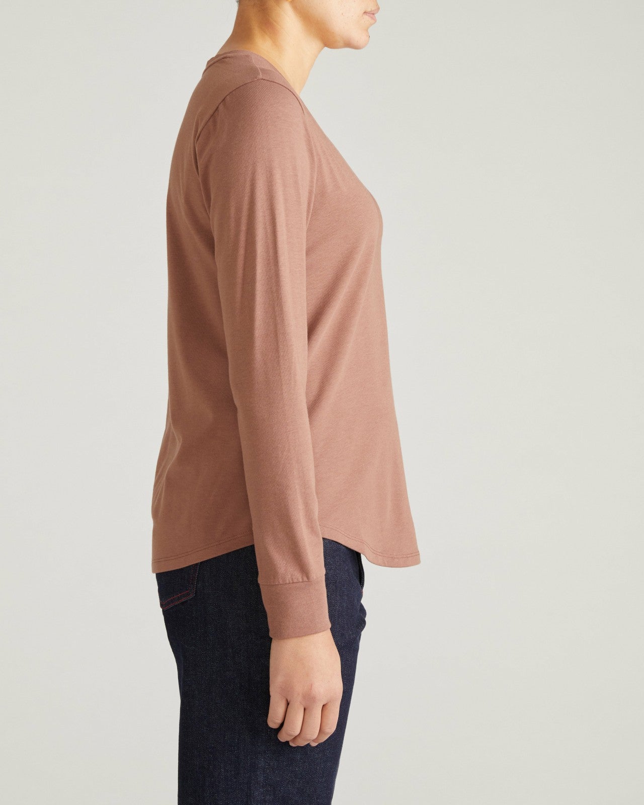 Universal Standard Long Sleeve V Rex - Allspice