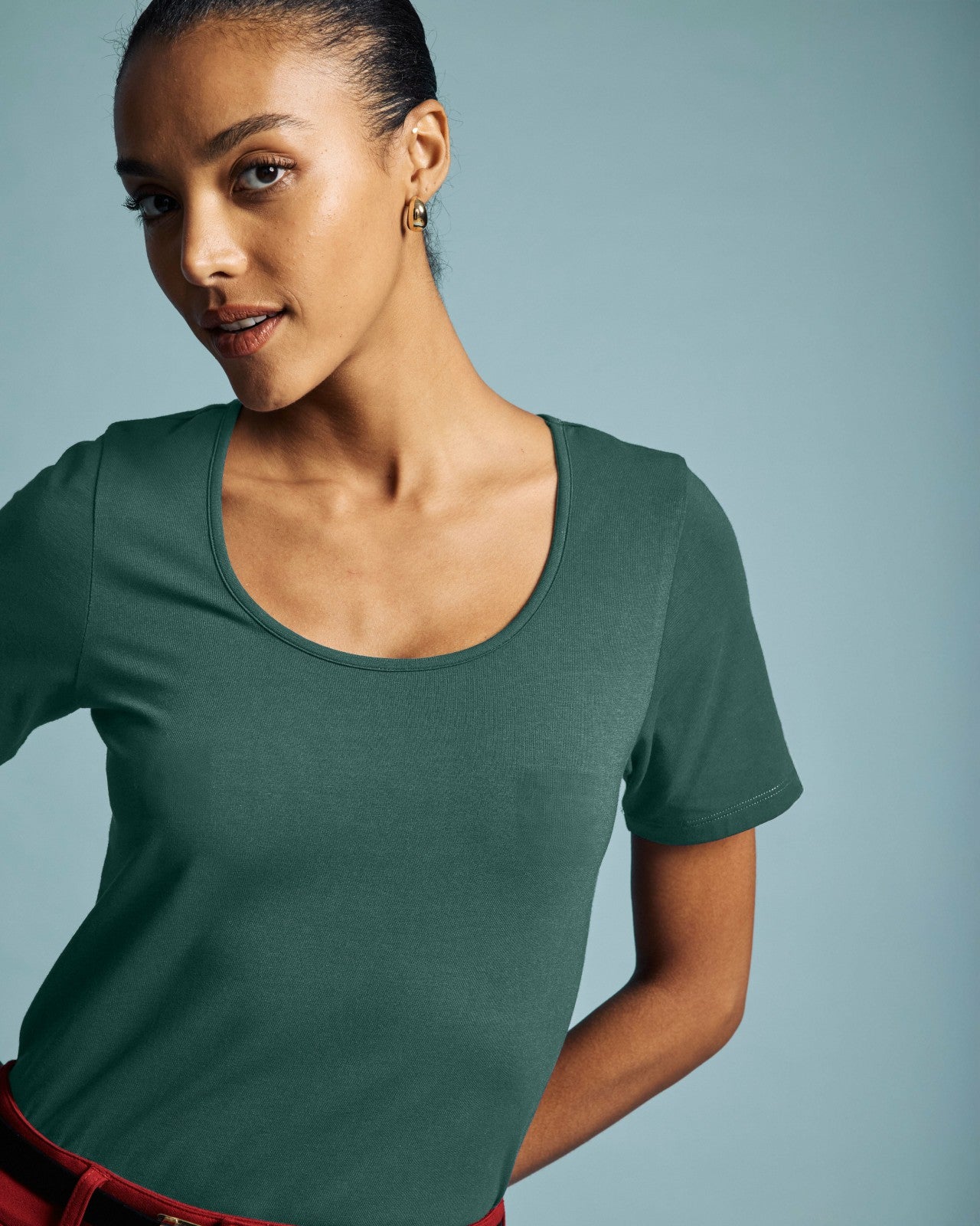 Universal Standard Scoop Neck Tee - Forest Green