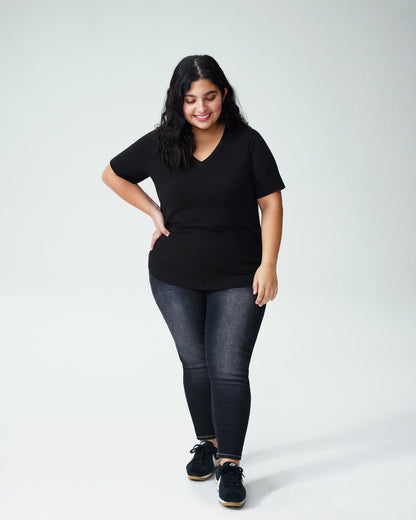 Universal Standard Petite V Rex - Black