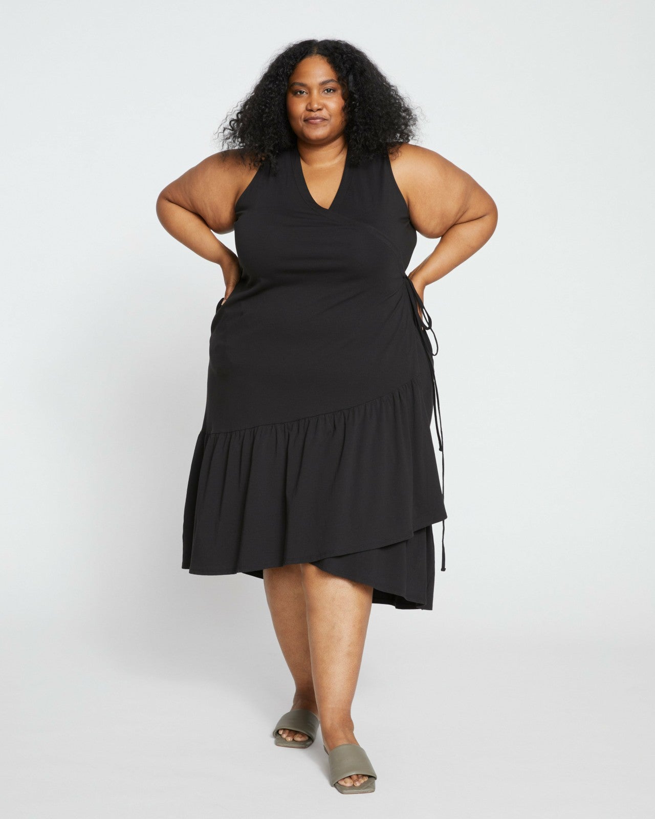 Universal Standard Tiered Twirl Wrap Dress - Black
