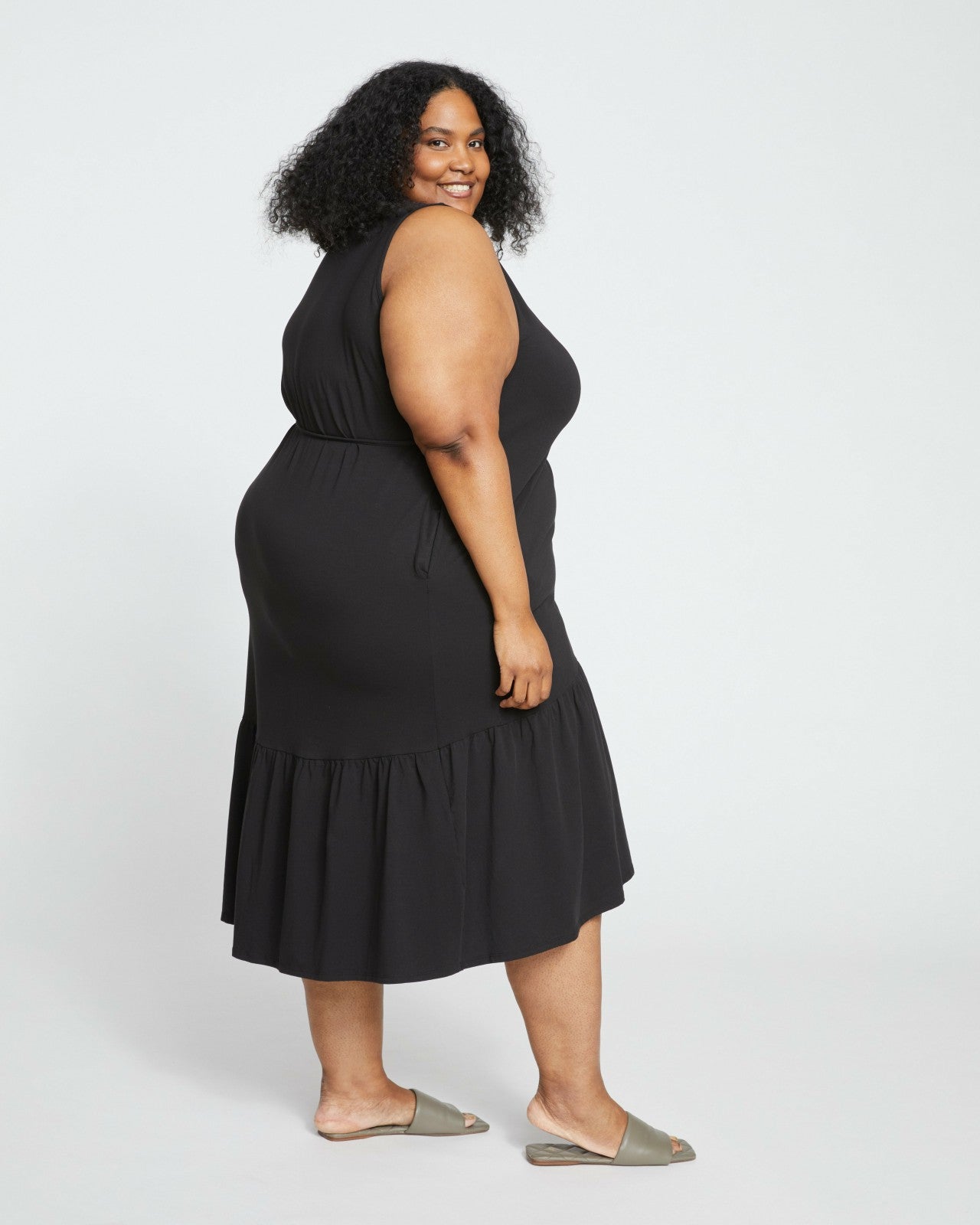 Universal Standard Tiered Twirl Wrap Dress - Black
